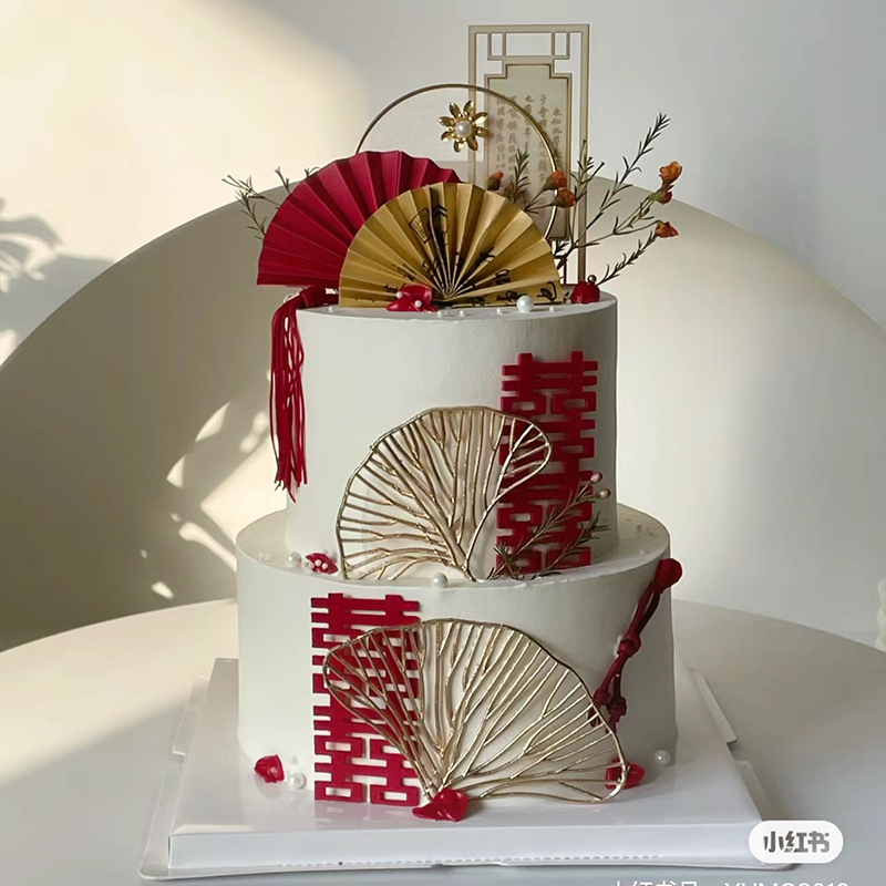 新中式结婚蛋糕摆件木质屏风文字结婚订婚金色银杏叶蛋糕装饰插件
