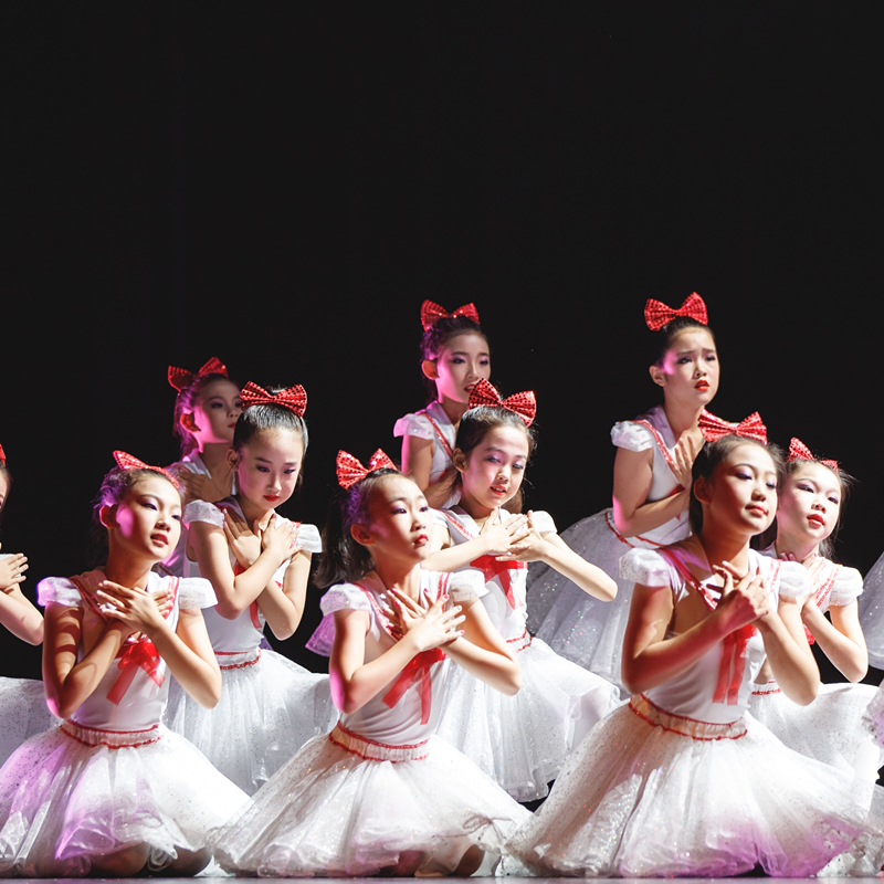 第九届小荷风采星语星愿舞蹈演出服飞的更高女童公主白色纱裙儿童