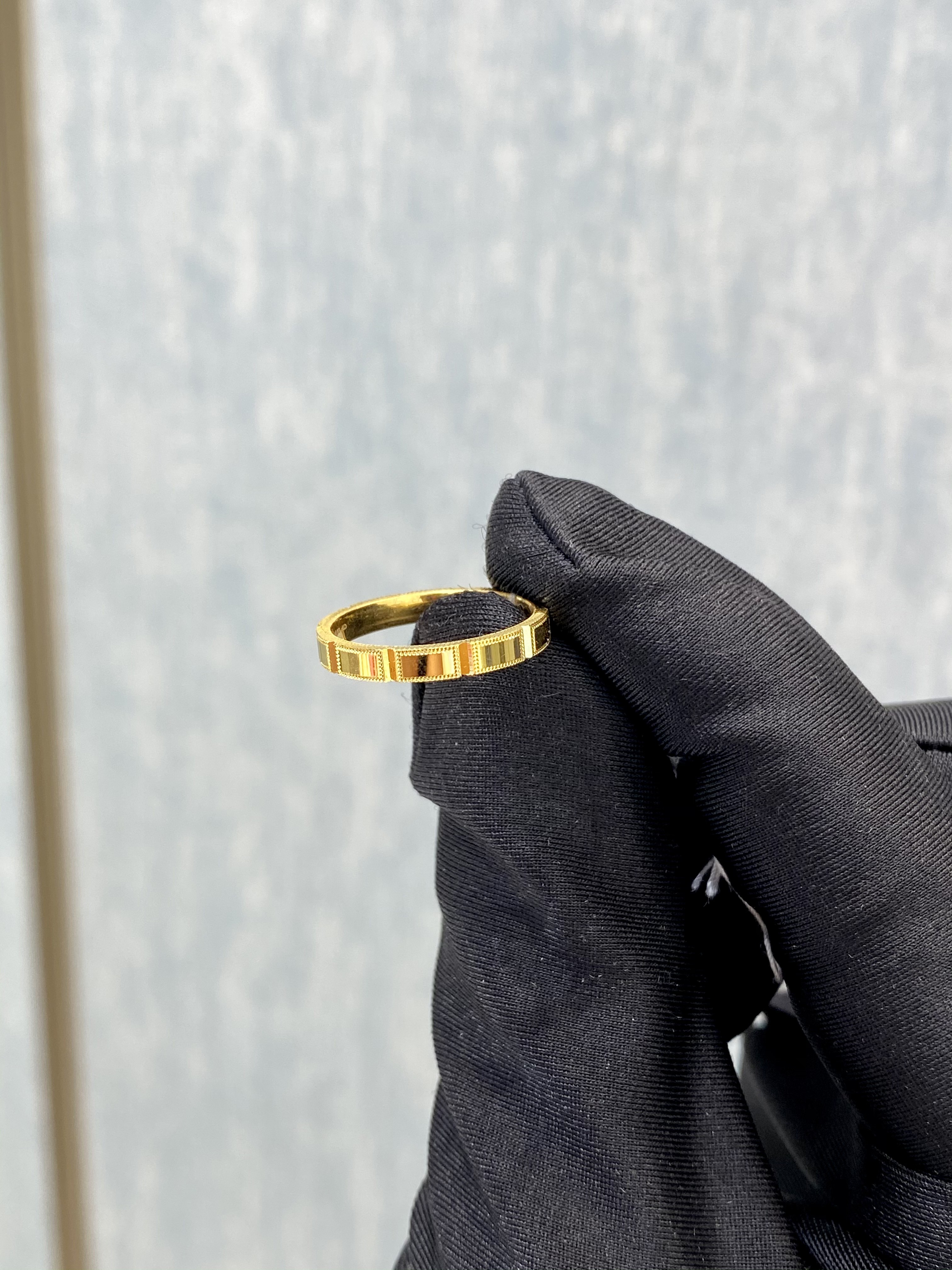周大福代购 黄金时光胶片足金戒指情侣对戒结婚戒指克减80F227823