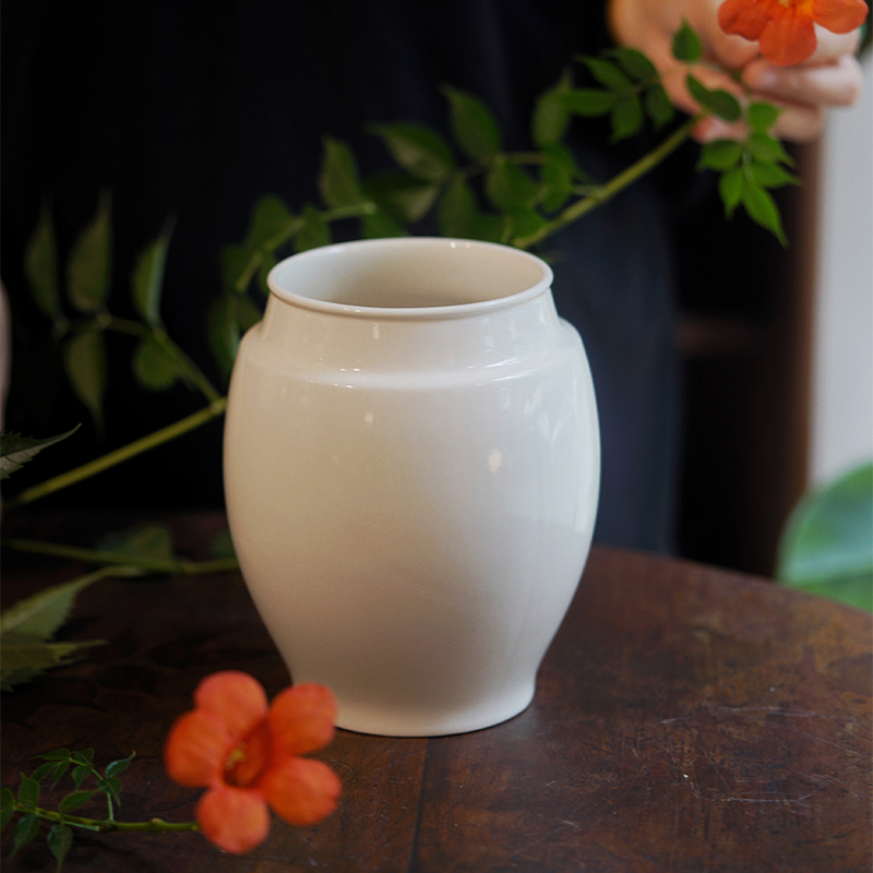 曼叙恬素新中式陶瓷小罐子手工拉坯花器桌面花瓶摆件简约