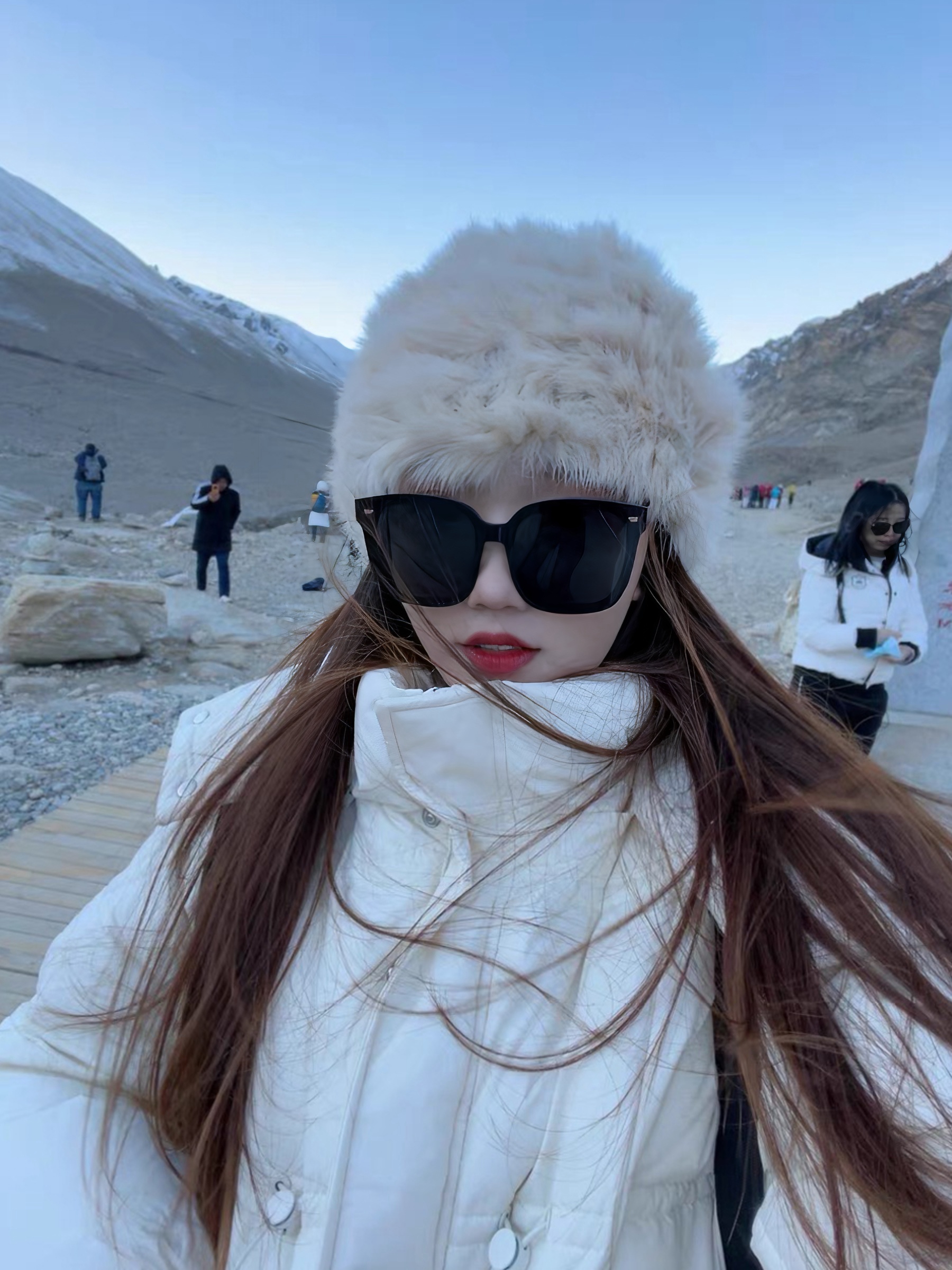 草原雪山新疆西藏旅游拍照毛毛绒发带女保暖秋冬头饰宽边包头帽子