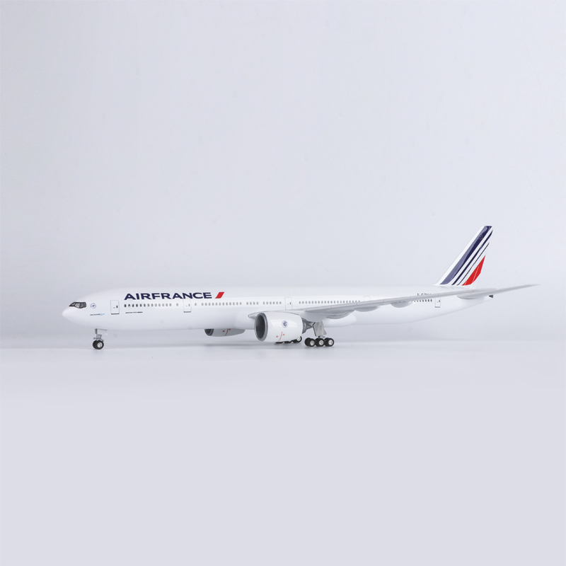 【带轮子带灯】法国航空法航波音777仿真民航客机飞机模型拼装