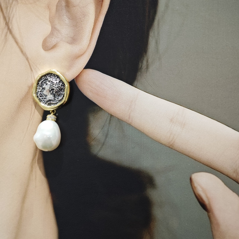 18k金色925纯银耳环女古典复古时尚人头像淡水珍珠高级感个性耳饰