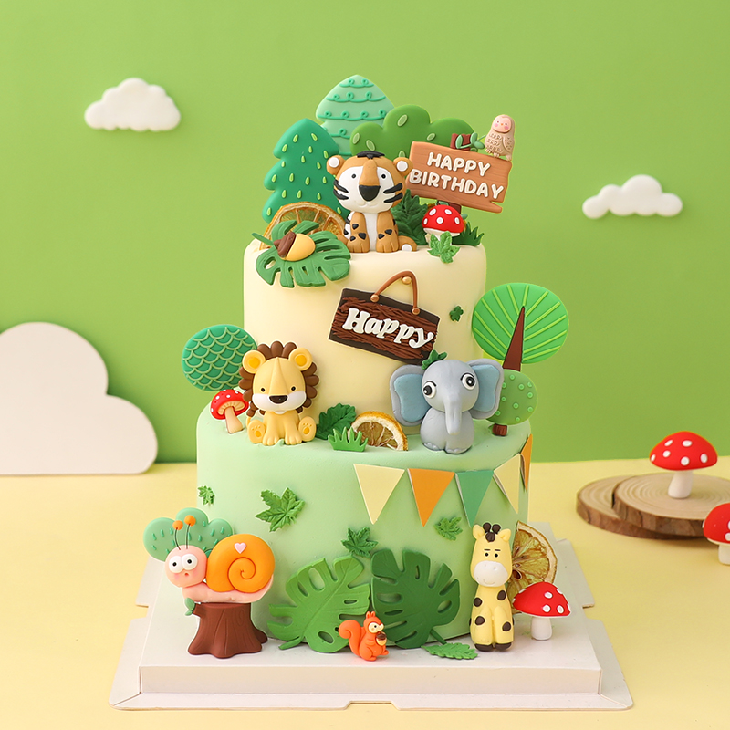 森系蛋糕装饰卡通小动物树桩路牌玩偶摆件儿童生日小树叶子插牌