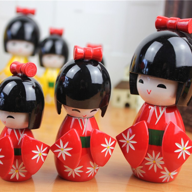 日本木偶娃娃和服樱花玩偶摆件日式和风套娃料理寿司店天然装饰品
