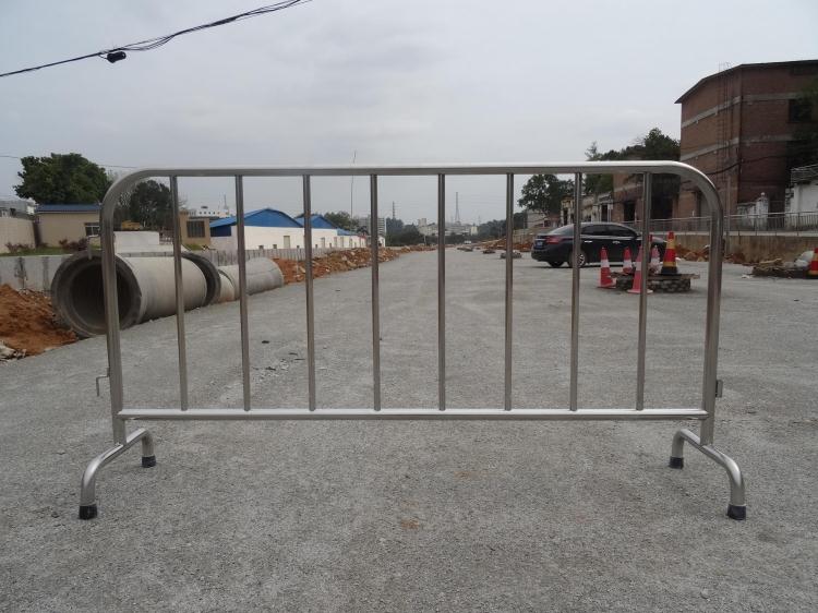 不锈钢施工护栏隔离栏,铁护栏,不锈钢栅栏,市政公路护栏,移动护栏