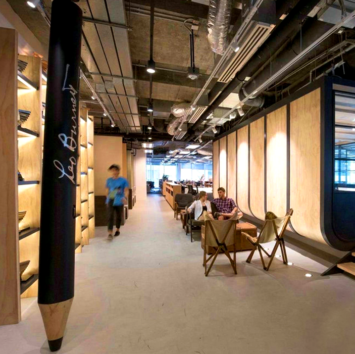 国外办公楼办公室总部设计现代简约工业LOFT风格空间设计实景照片