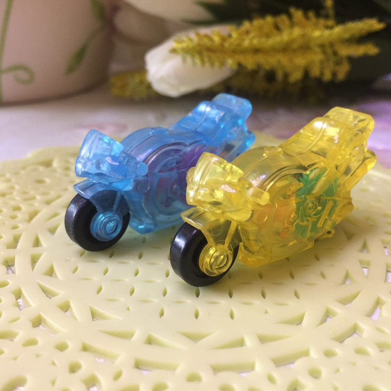 健达奇趣蛋内玩具摩托车三轮两轮车小车汽车摆件