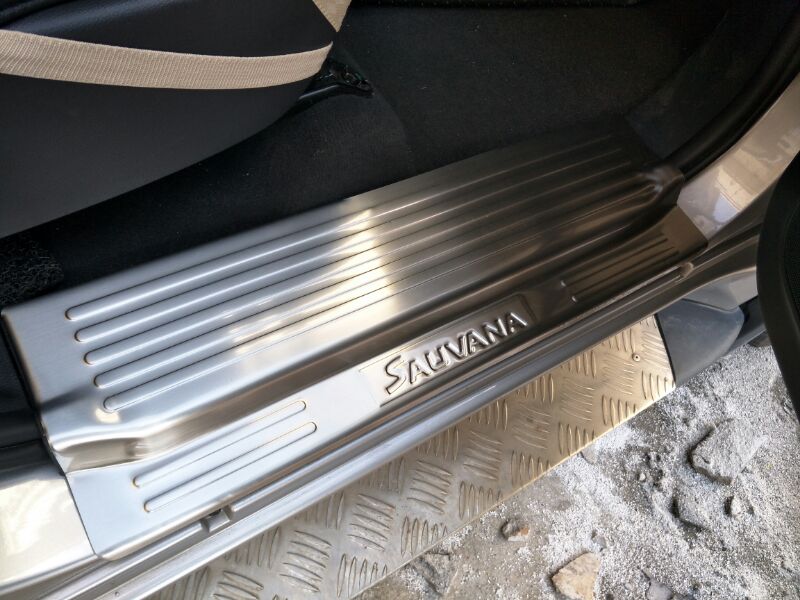 2015-2020新款福田萨瓦纳汽车专用改装饰门槛亮条不锈钢迎宾踏板