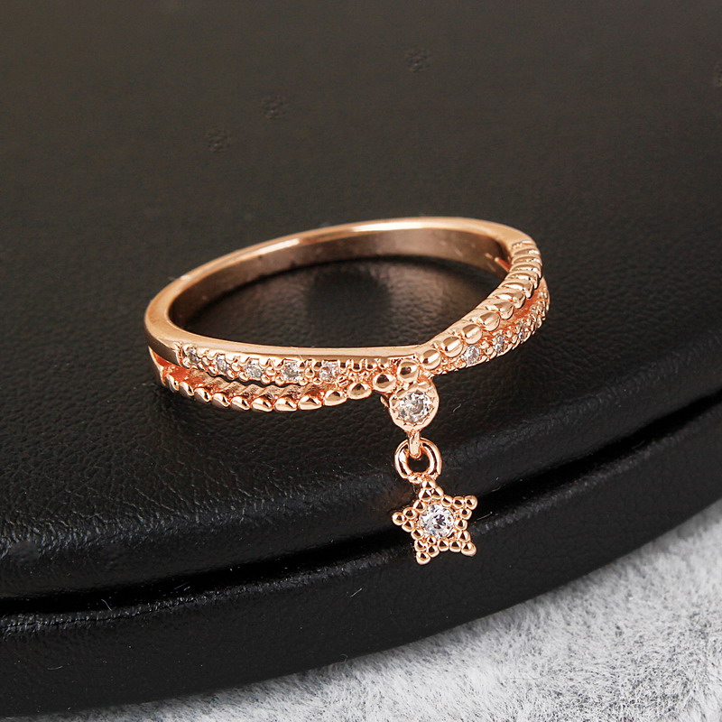 时尚微镶水钻食指戒指女日韩版带星星坠个性装饰指环潮人饰品