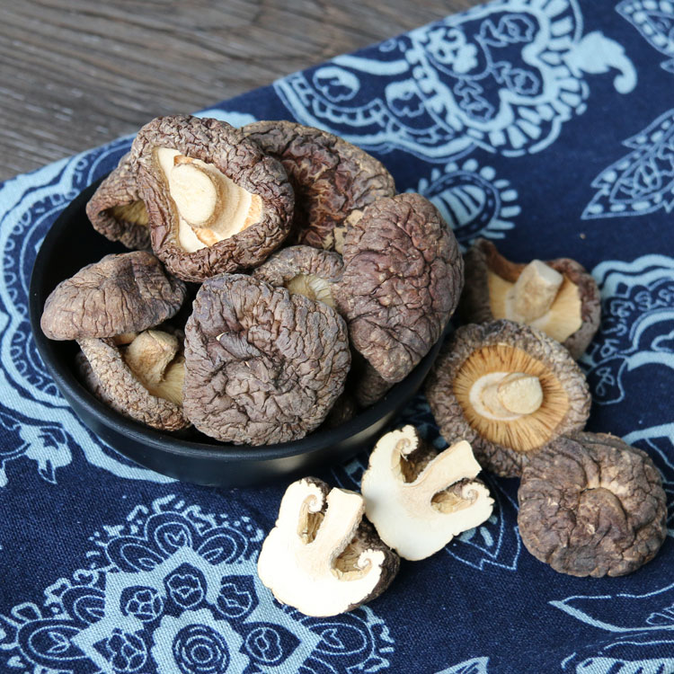 贵州金钱菇小香菇干货新货野生椴木珍珠菇农家土特产香菇蘑菇包邮